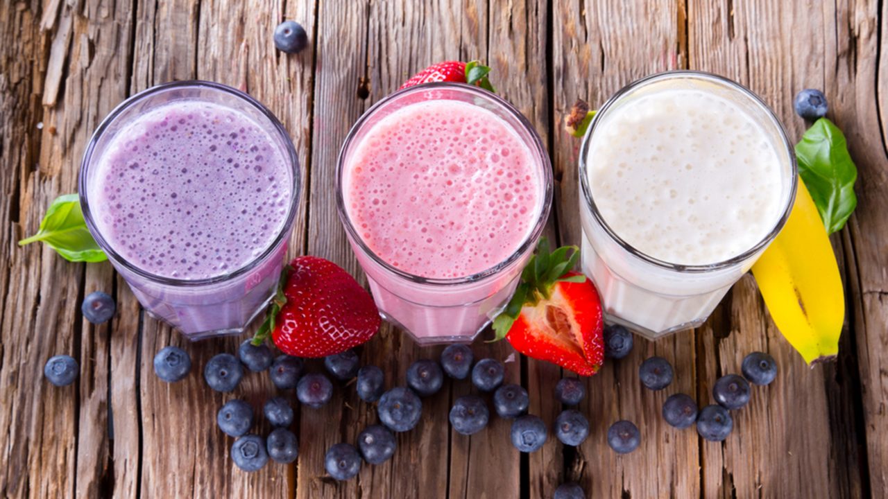 fruit-smoothies-today-tease-1-150805_f1b20de057704b0707570a6613e1f25a-1280x720.jpg